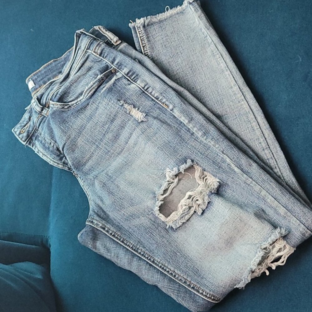 Gently worn crop jeans